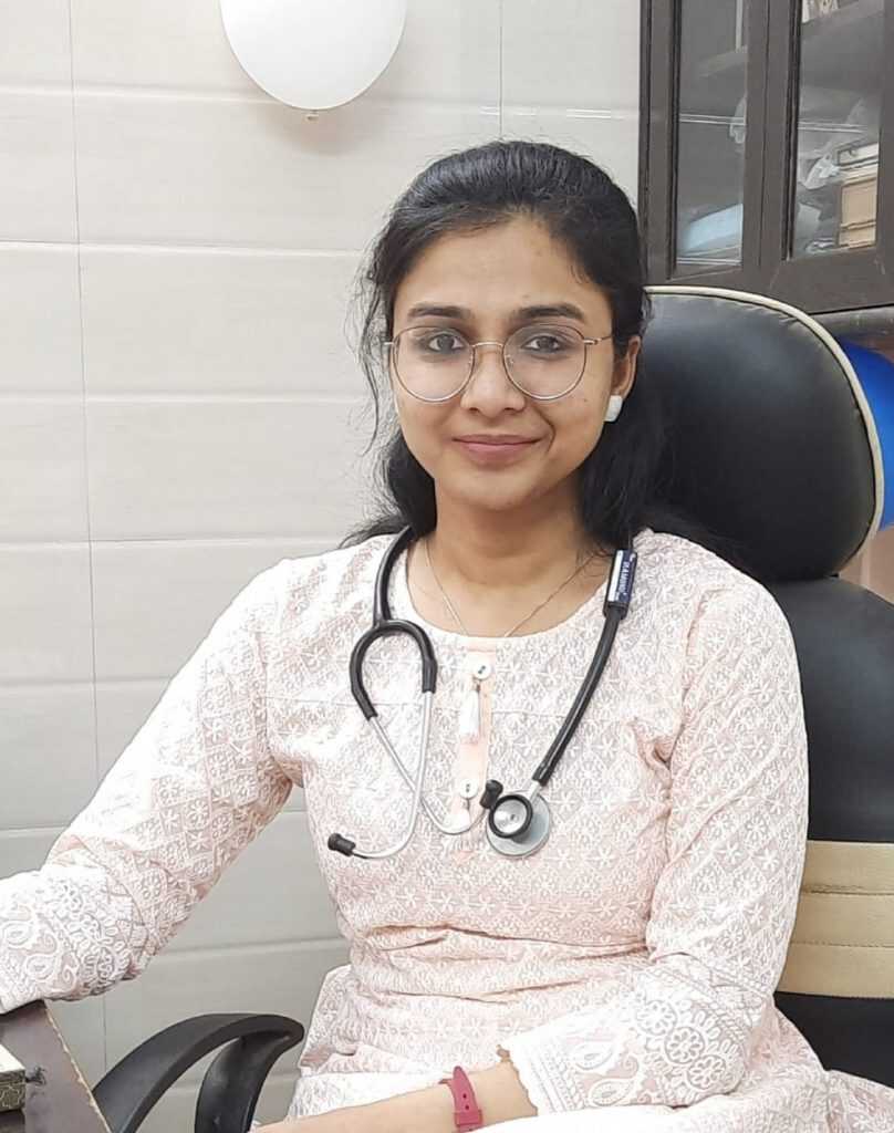 Dr. Sakshi Gupta, a BHMS doctor specializing in Gastrointestinal Issues, Respiratory Diseases, and Lifestyle Ailments.